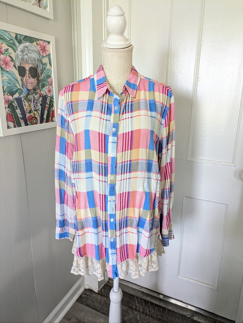 Umgee M‎ Plaid Long-sleeve Button-up With Lace Trim & Pockets Tunic Top